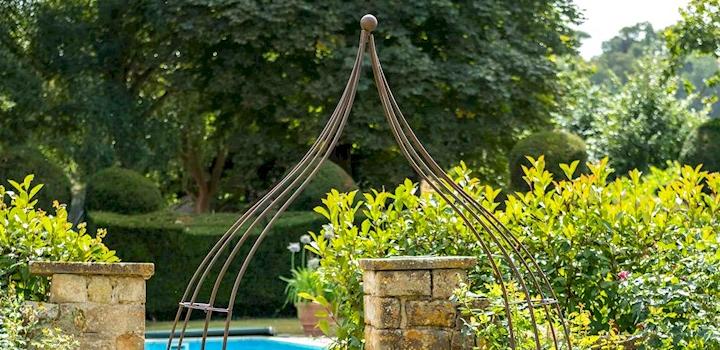 Ball finial decoration