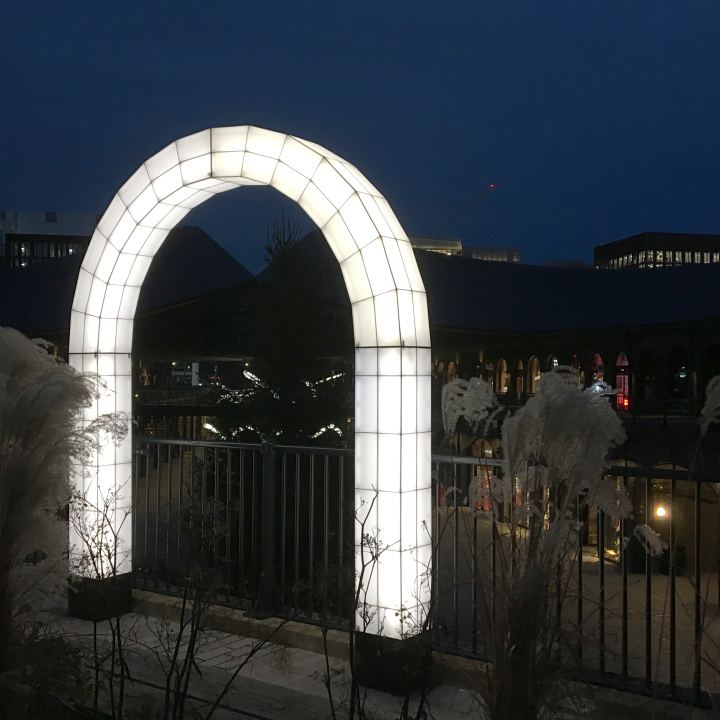 illuminated garden arches