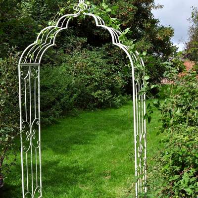 Crocus Elegant Vintage Arch - Cream